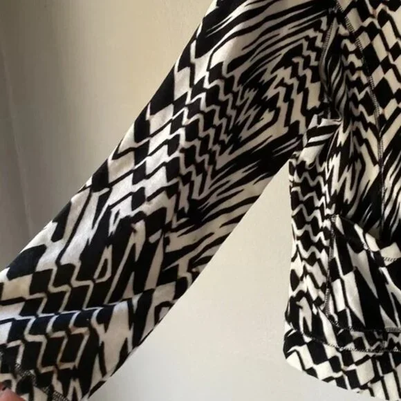 Onque Casuals Zip Up Fleece XL - Picture 3 of 6